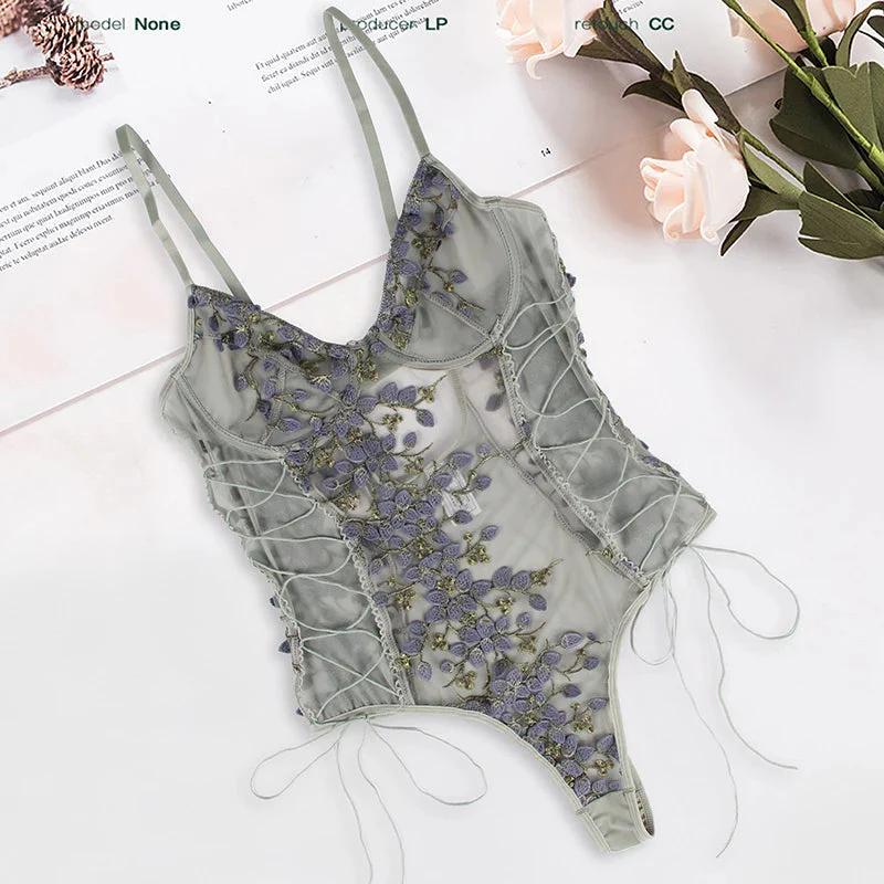 Body plus size con bordado floral - Image 5